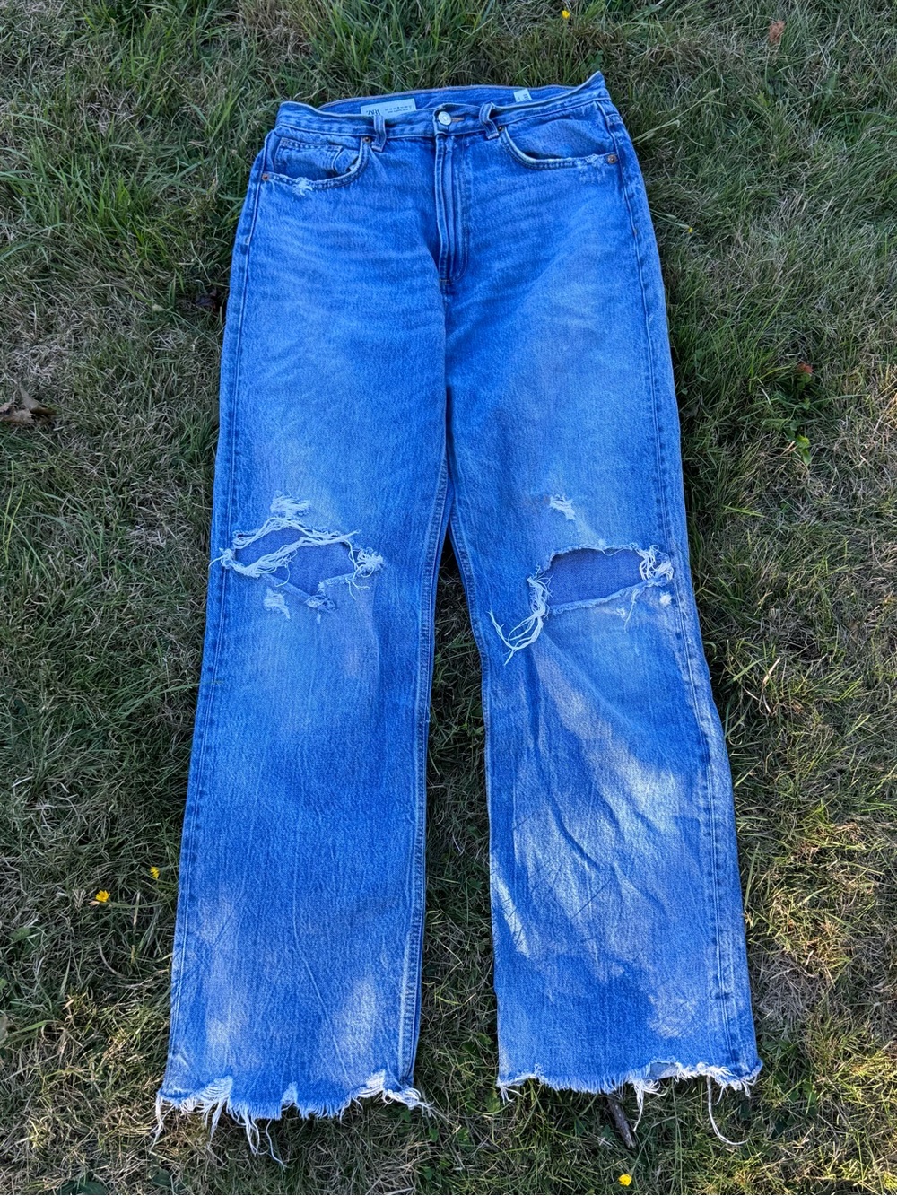 Zara RIPPED HIGH RISE TRF WIDE
LEG JEANS - Picture 2 of 5
